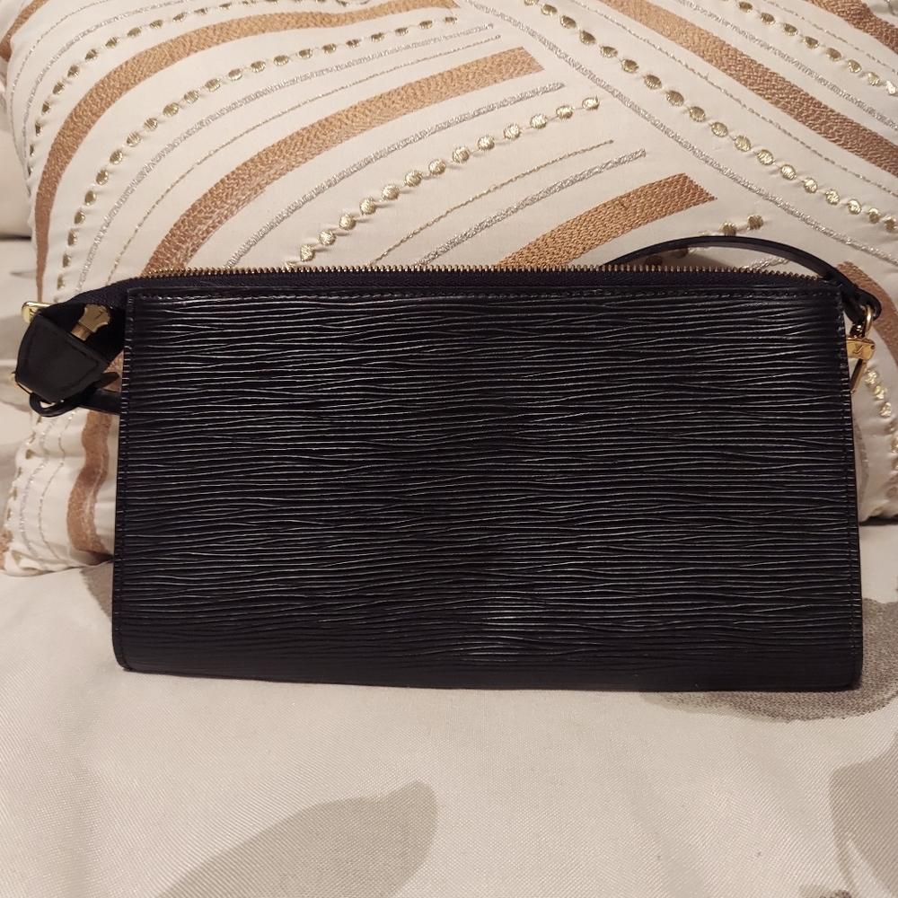 Louis Vuitton Epi Leather Pochette Black Clutch